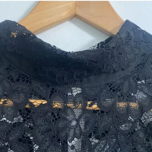 NWT Laundry by Shelli Segal Black Lace Collared Lined Top Women Size M - Picture 7 of 13